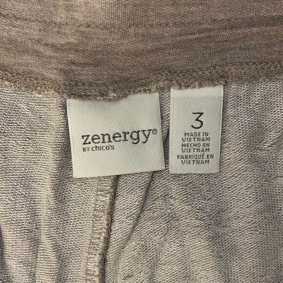 Women’s Zenergy by Chicos Plus Size Sweatpants with Rushed Legs & Pockets - Picture 3 of 3